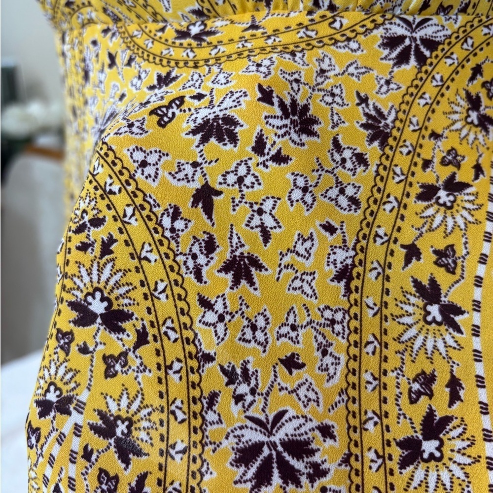 Ann Taylor Yellow Paisley Women's Top - Picture 4 of 6